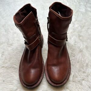 UGG Fabrizia Short Moto Boots Brown Size 5